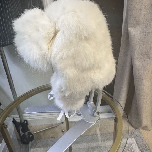 CrownCap Rabbit Fur Trapper Hat Ushanka White Winter Ski Snow Bunny Small S/P - Picture 2 of 7